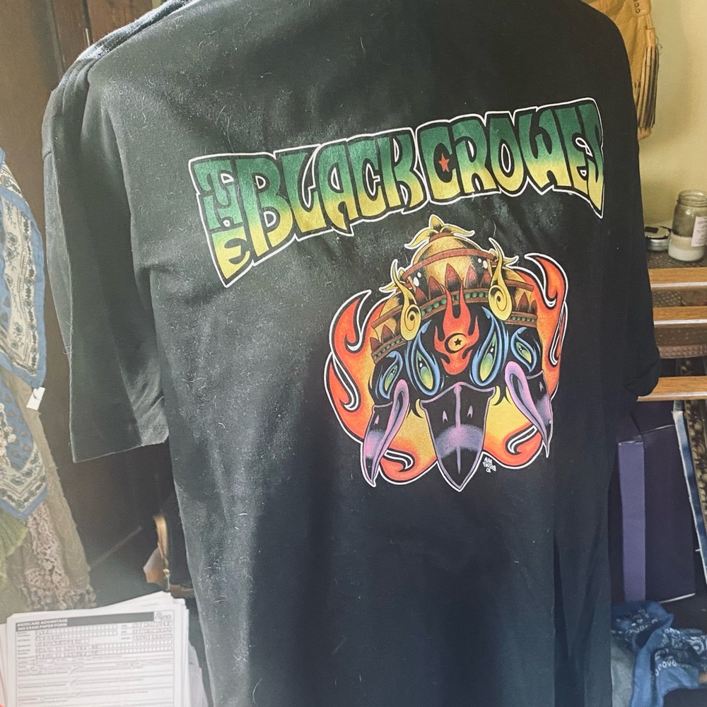 Black Crows early 2000’s Graphic T-Shirt with Colorful Design